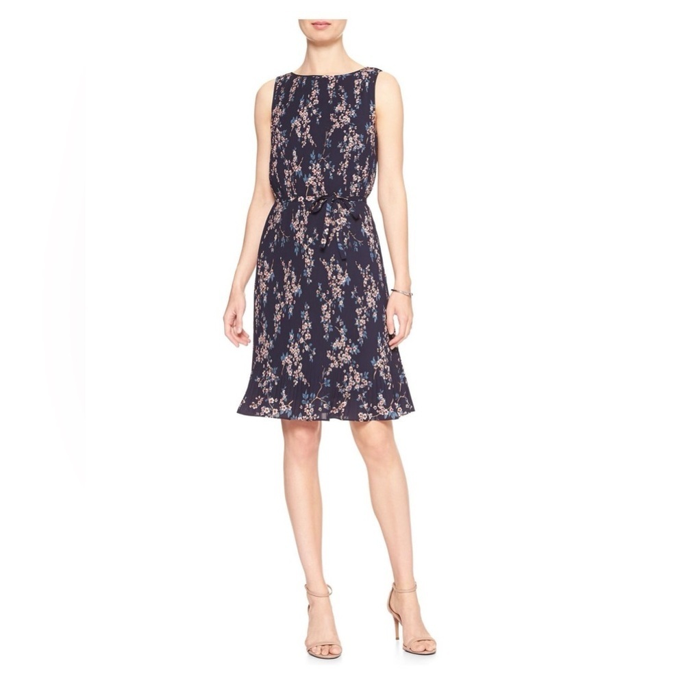 BANANA REPUBLIC FLORAL PRINT CRINKLE MINI PLEAT DRESS SIZE M